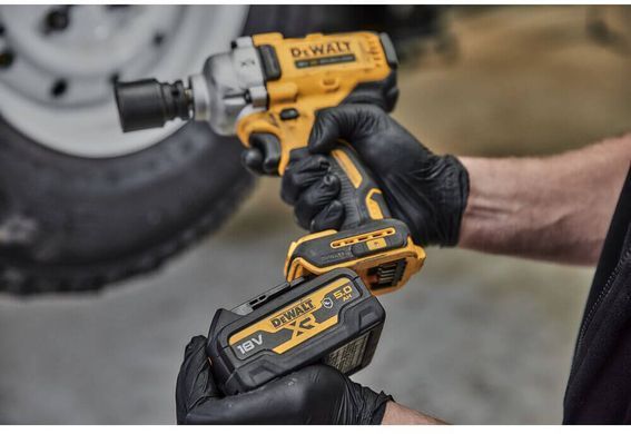 Гайкокрут ударный аккумуляторный бесщеточный DeWALT DCF891N 1513071 фото