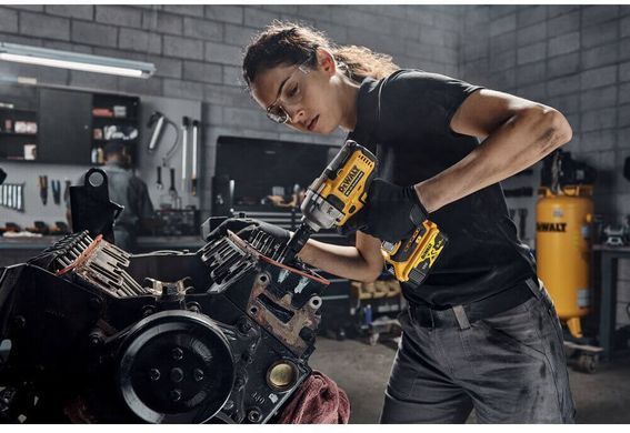 Гайкокрут ударный аккумуляторный бесщеточный DeWALT DCF891N 1513071 фото