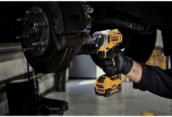 Гайкокрут ударный акумуляторний безщітковий DeWALT DCF901P2 1513086 фото