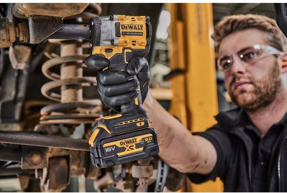Гайкокрут ударний акумуляторний безщітковий DeWALT DCF921P2G 1513094 фото