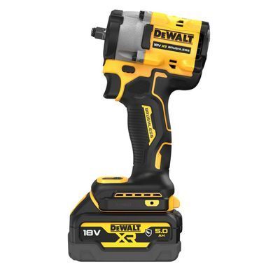 Гайкокрут ударный аккумуляторный бесщеточный DeWALT DCF923P2G 1513100 фото